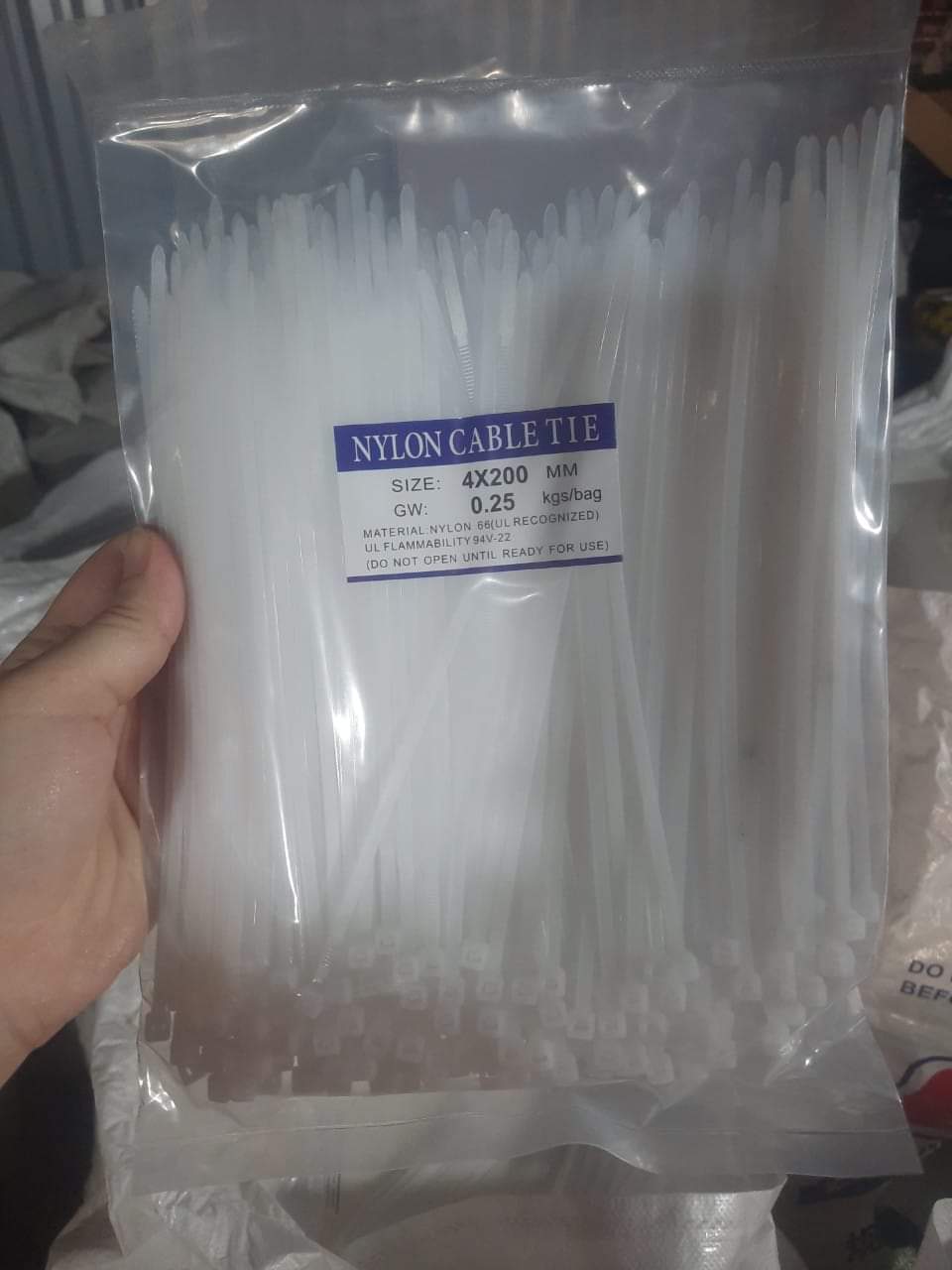 Dây rút nhựa 4x200 (250 sợi)