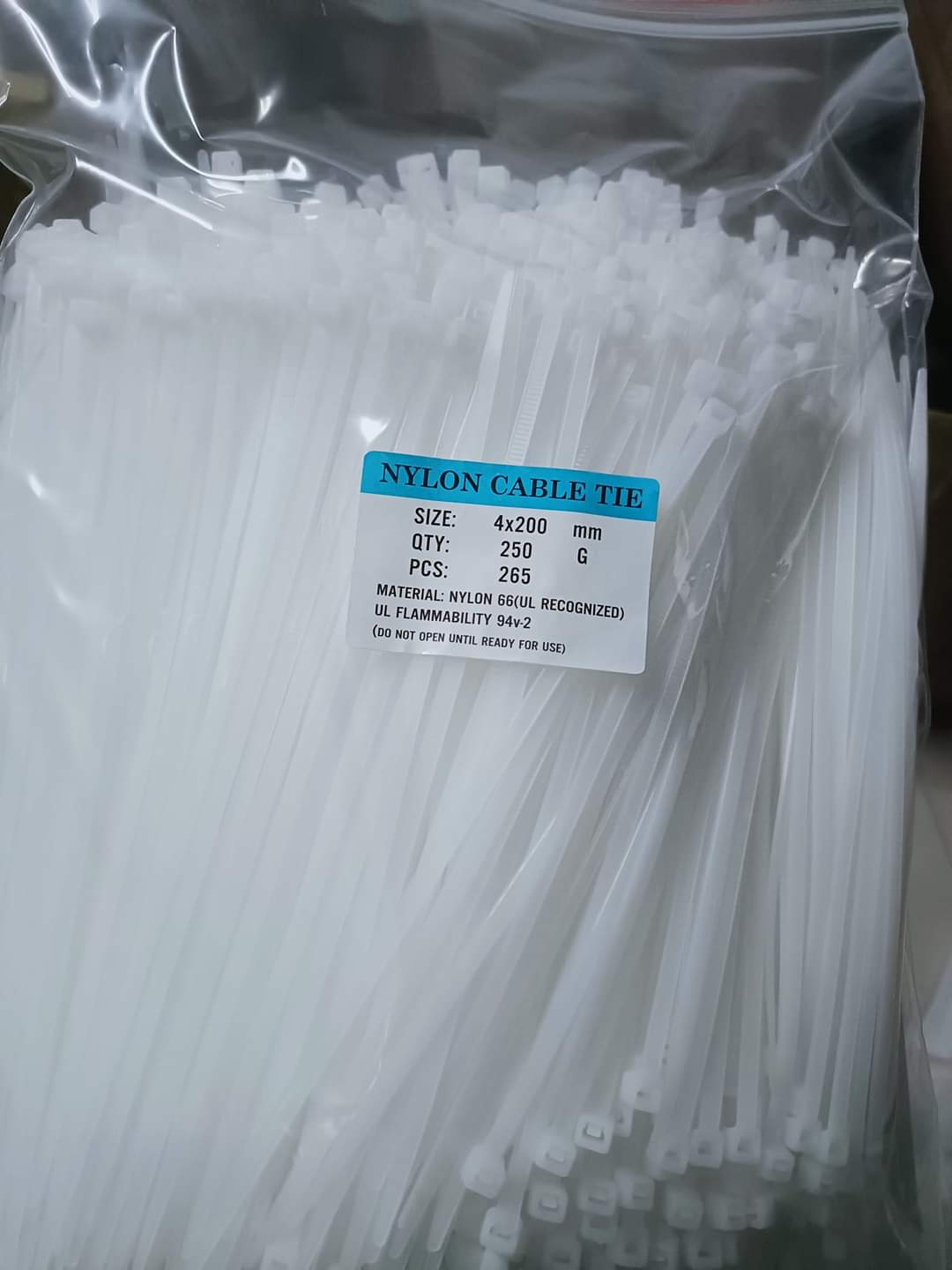 Dây rút nhựa 4x200 (250 sợi)