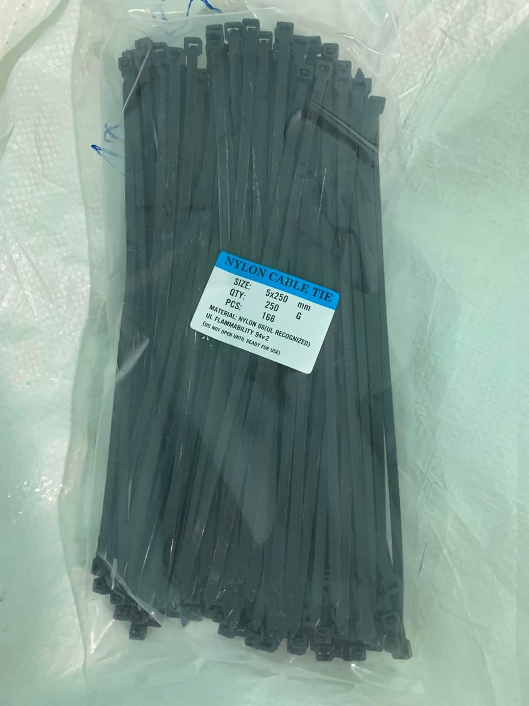 Dây rút nhựa 5x250 (250 sợi)