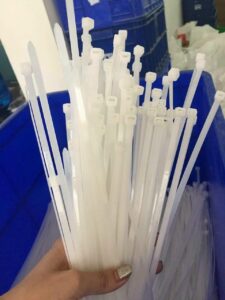 Dây rút nhựa 8x300 (250 sợi)